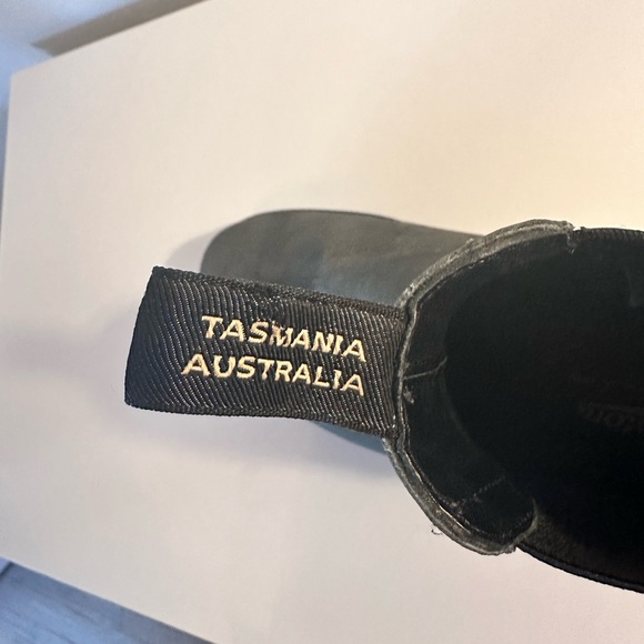 Blundstone Women’s Grey Chelsea Boots - Picture 7 of 9